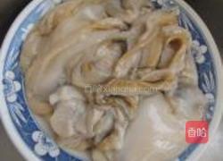 茨菇木耳炖河蚌的做法图解2