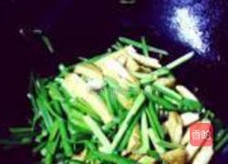 韭菜炒豆腐干的做法图解5