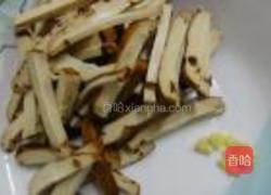 水芹炒香干的做法图解2