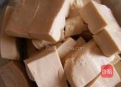 鲢鱼炖豆腐的做法图解3