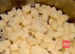 葡萄干坚果土豆球的做法图解2