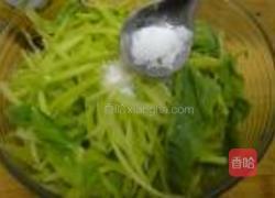 凉拌莴笋丝的做法图解5