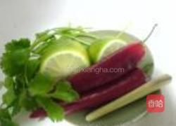 泰汁三文鱼的做法图解2