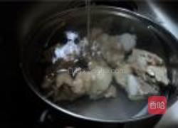 山猪骨汤的做法图解1