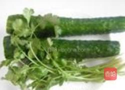 麻辣拌黄瓜的做法图解1