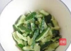 麻辣拌黄瓜的做法图解3