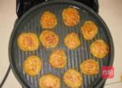 煎丸子的做法图解3