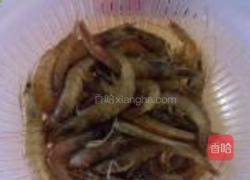 珊瑚虾的做法图解1
