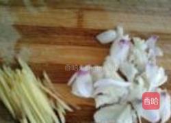 凉拌变蛋黄瓜的做法图解2