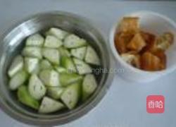 老油条炒丝瓜的做法图解2