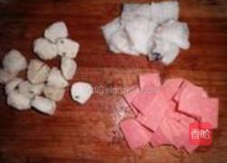 蹄筋烩三鲜的做法图解2