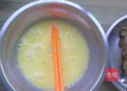 榨菜炒蛋的做法图解3