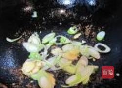 黑豆芽炒牛肉的做法图解5