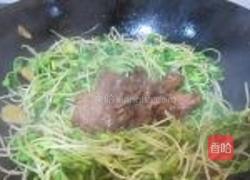 黑豆芽炒牛肉的做法图解8