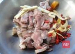清甜清蒸猪舌汤的做法图解2