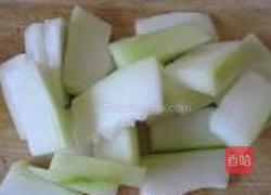 咸虾酱焖老节瓜的做法图解1