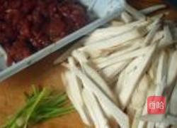 杏鲍菇炒肉丝的做法图解3