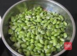 河蟹毛豆汤的做法图解3