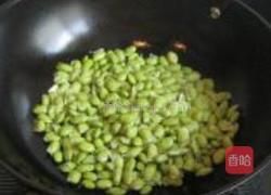 河蟹毛豆汤的做法图解4