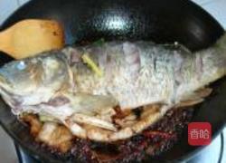 红烧鲤鱼的做法图解11