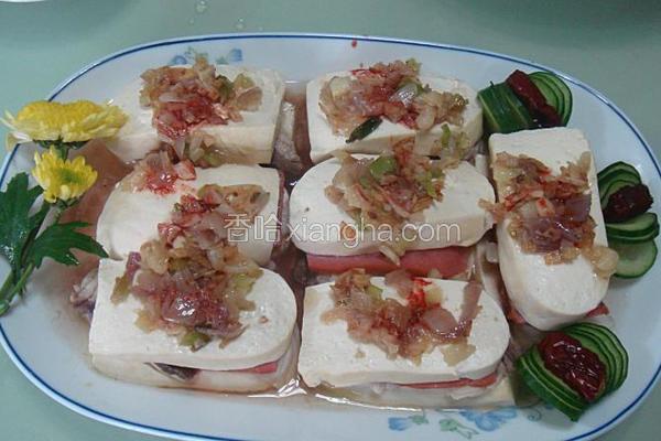鱼肉火腿肠蒸豆腐