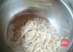 木耳烩金针菇的做法图解3