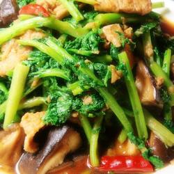 香菇苔菜炒肉的做法[图]