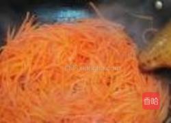 五花肉炒红萝卜丝的做法图解4