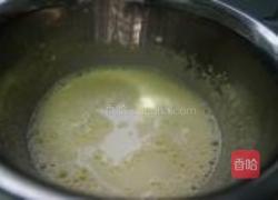 戚风蛋糕的做法图解4