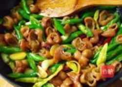 尖椒熘肥肠的做法图解9