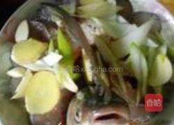 淸蒸草鱼的做法图解4