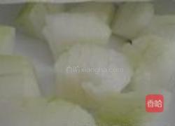 干贝丝浇冬瓜菊的做法图解3