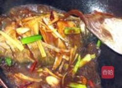 红烧鳊鱼的做法图解12