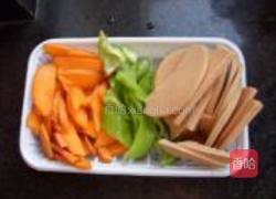 手撕紫甘蓝的做法图解3