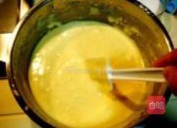 基础戚风蛋糕的做法图解8