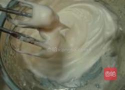 纸杯戚风蛋糕的做法图解6