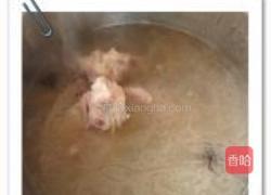 娃娃菜大骨汤的做法图解5
