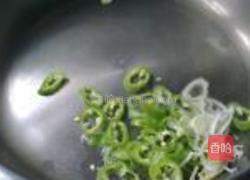 韭黄炒蛋的做法图解3