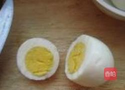 韩式金枪鱼镶蛋盅的做法图解2