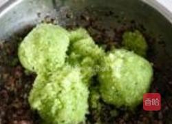 黄瓜猪肉木耳水饺的做法图解8