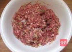 牛肉蛋卷的做法图解1