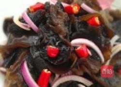 洋葱头拌黑木耳的做法图解4