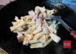 五花肉白果腐竹褒的做法图解6