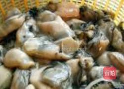 鸡蛋雪里红炒生蚝的做法图解2