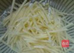 土豆炒香干的做法图解1
