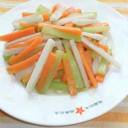 莴苣炒山药的做法[图]
