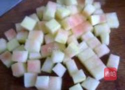 糖醋西瓜皮的做法图解1