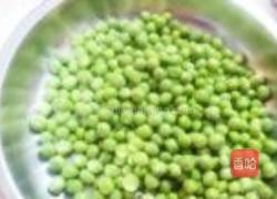 红绿搭配青豆火腿的做法图解1