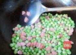 红绿搭配青豆火腿的做法图解4