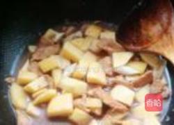 土豆烧茄子的做法图解8